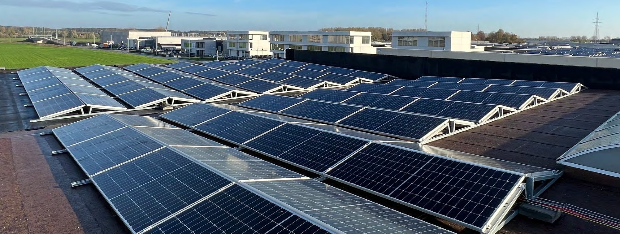 Gewerbegebaeude-Solar